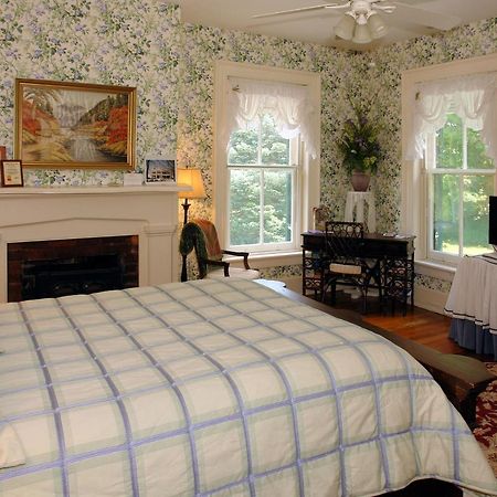 Rockwood Manor Bed & Breakfast Dublin Exterior photo