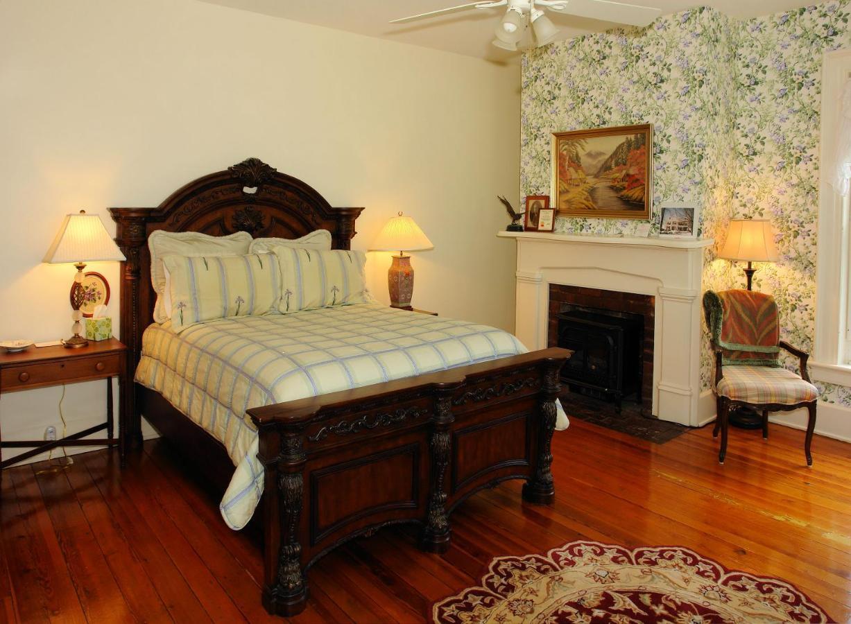 Rockwood Manor Bed & Breakfast Dublin Exterior photo