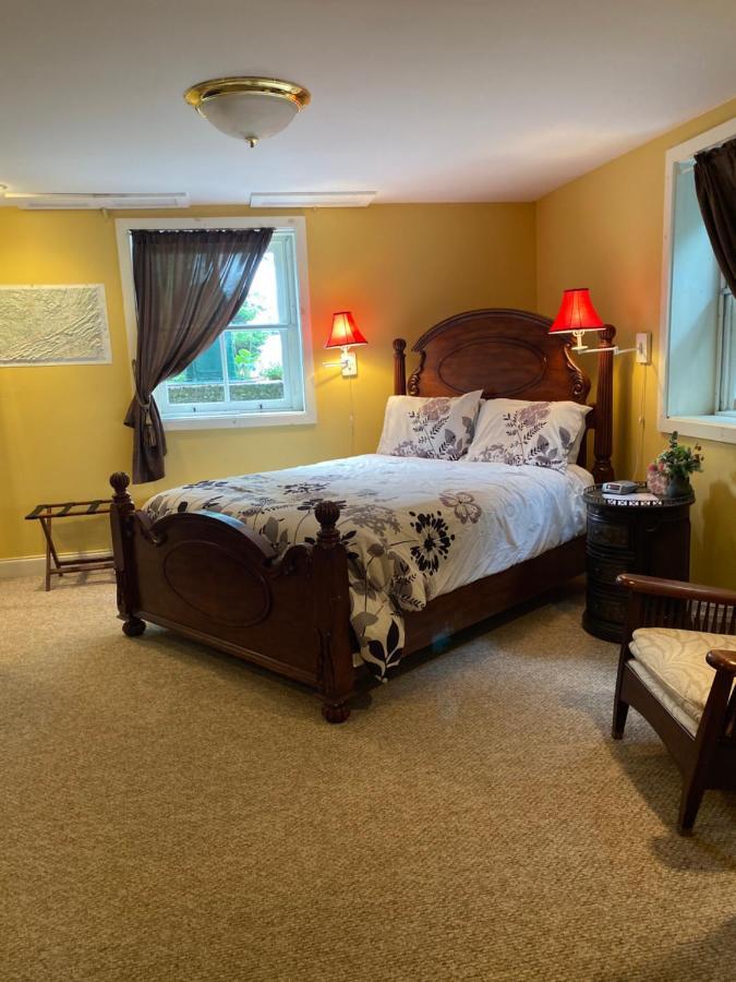 Rockwood Manor Bed & Breakfast Dublin Exterior photo